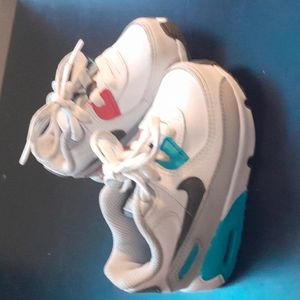 Sold - 5c kids nike sneakers